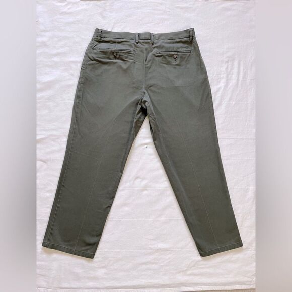 Dockers Olive Green Dress pants, men size 38x30 - Picture 3 of 5